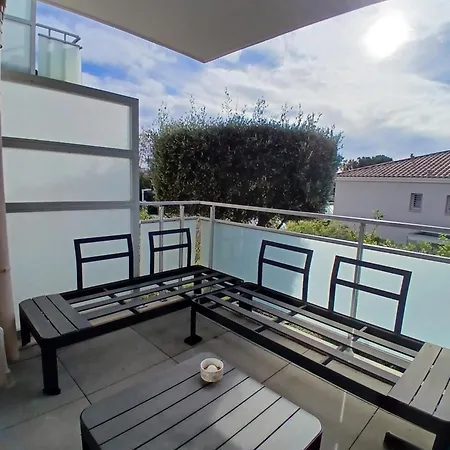 Apartment Bas Faron T2 Avec Terrasse Et Garage *